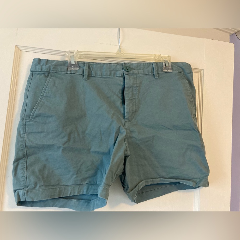 Eddie Bauer shorts size 14